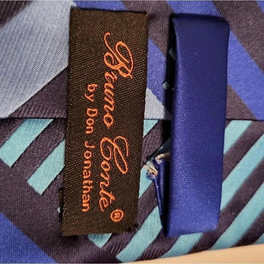 Men's Necktie Handkerchief Set by Bruno Conte